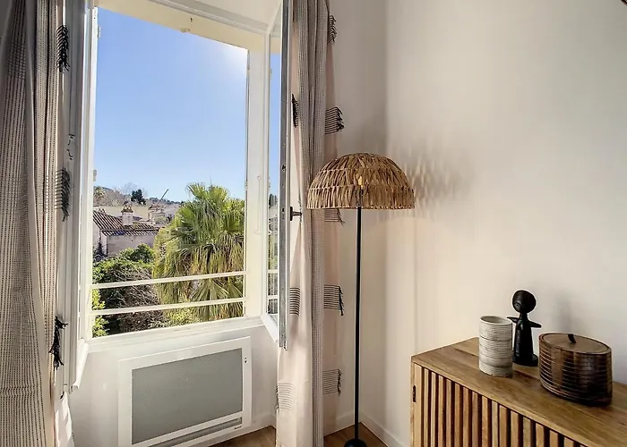 Le Papillon De Apartment *